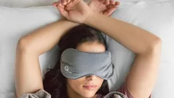 Usa una maschera per dormire